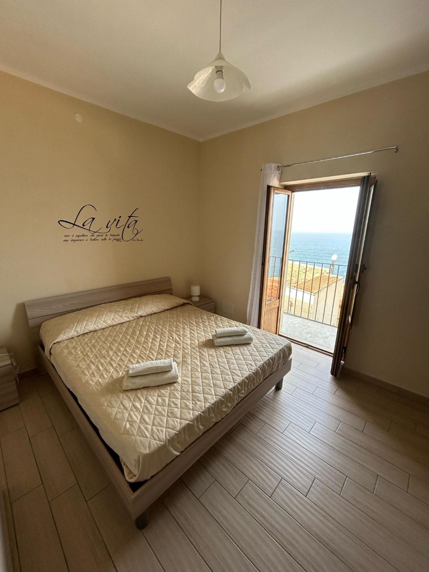 Dea Del Borgo Villa Sant'Ambrogio  Exterior photo